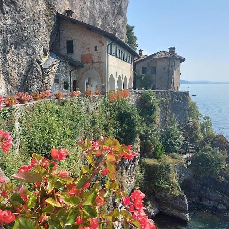 Bnbook Casa Dei Peschi - Lago Di Monate Cadrezzate Екстер'єр фото