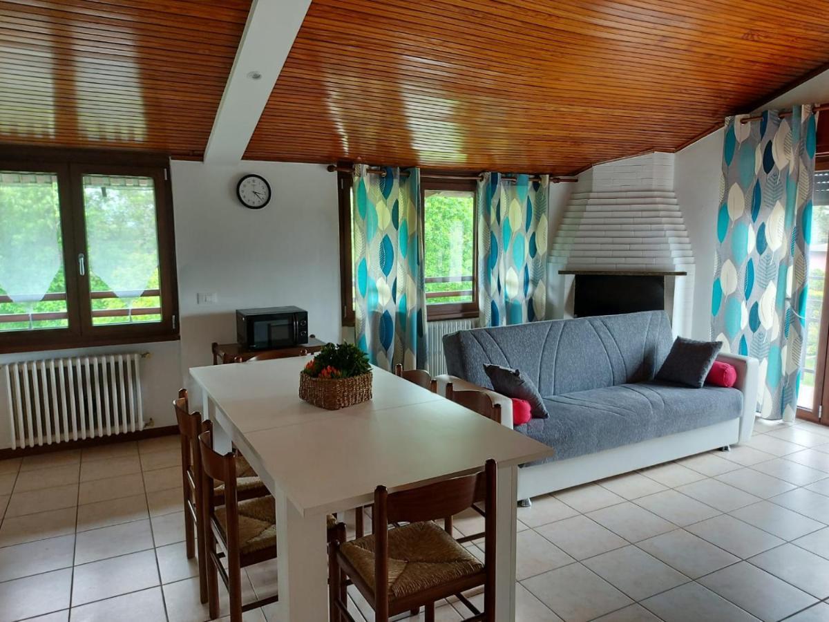 Bnbook Casa Dei Peschi - Lago Di Monate Cadrezzate Екстер'єр фото
