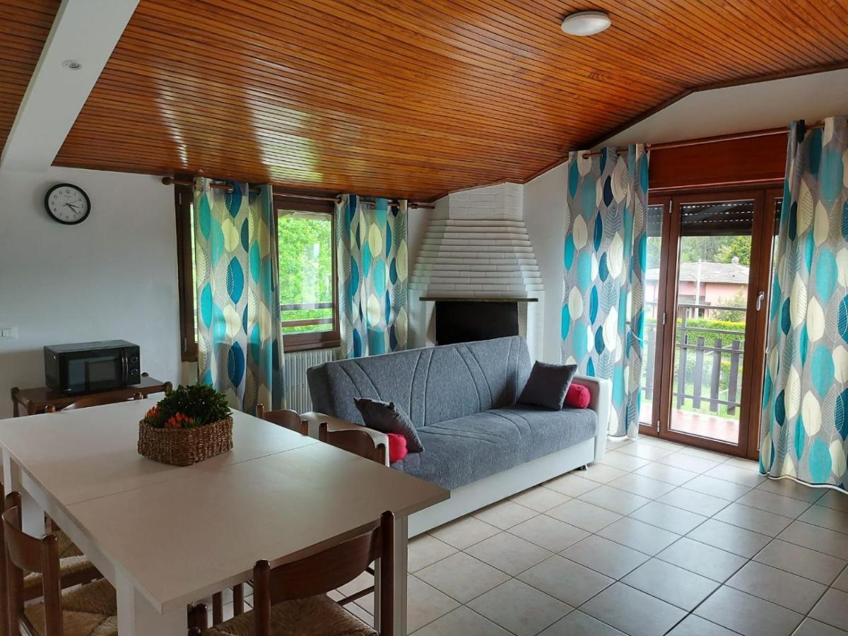 Bnbook Casa Dei Peschi - Lago Di Monate Cadrezzate Екстер'єр фото