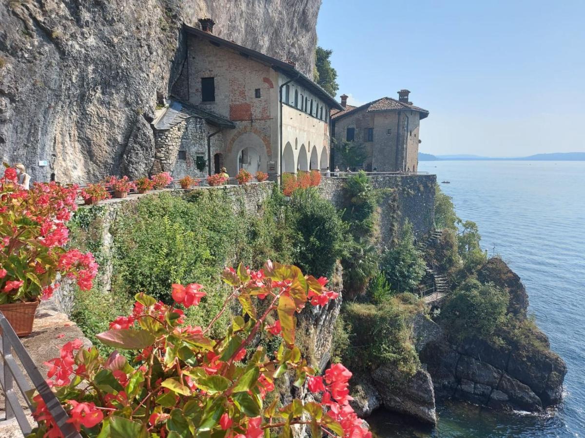 Bnbook Casa Dei Peschi - Lago Di Monate Cadrezzate Екстер'єр фото